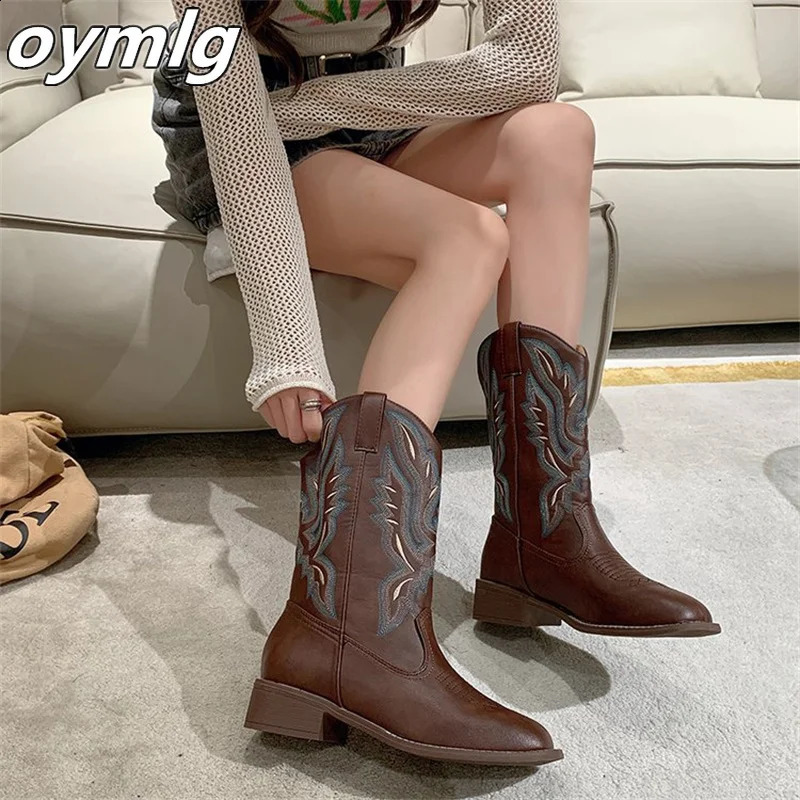 2024 Coarse Heel Western Cowboy Boots V-neck Embroidered Sleeve Knight Boots Retro Middle Hat Square Head Womens Boots 240823