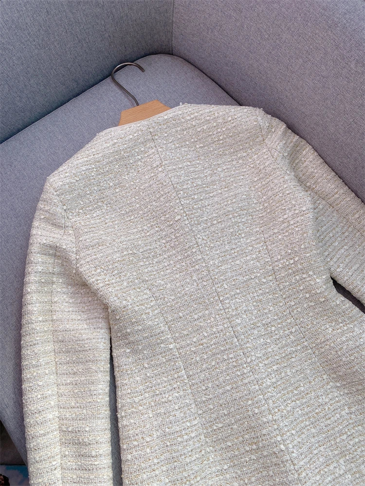 Autumn Women Tweed Ruffles Mini Dress Pearl Rhinestone Buttons Round Neck Female Elegant Long Sleeve Robes 240824