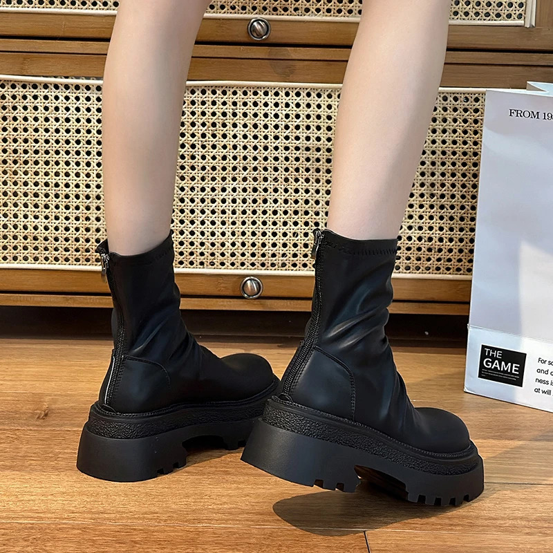 Retro motorcycle black British style thick soled stacked boots with thick velvet suitable for womens 2024 autumn weight loss boots 240823