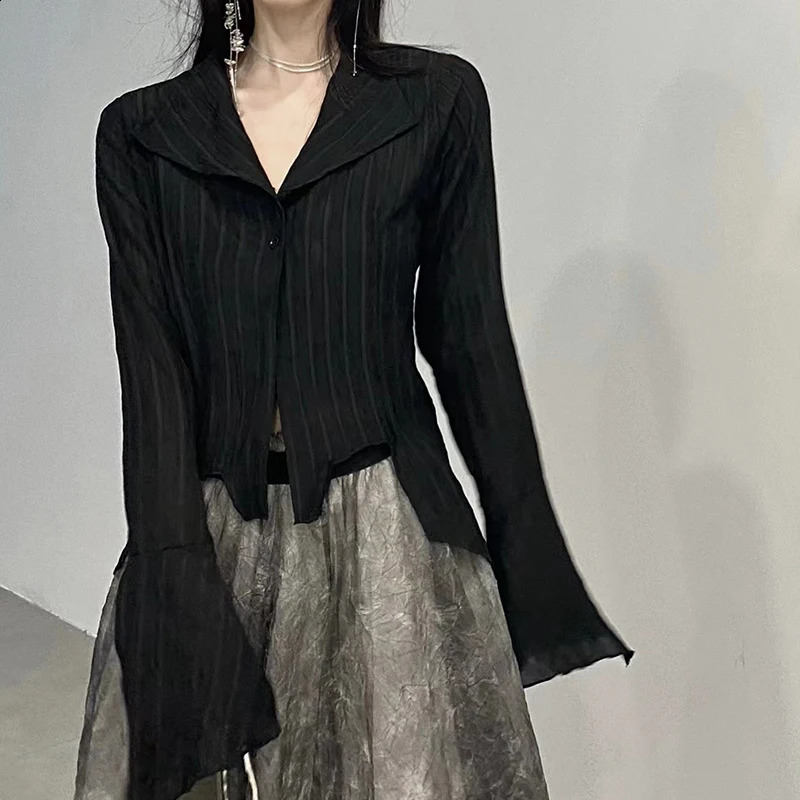 Gothic Women Black Shirts Korean Dark Academic Female ned Irregular Tops Spring Fashion Streetwear Y2K Blouse 240823