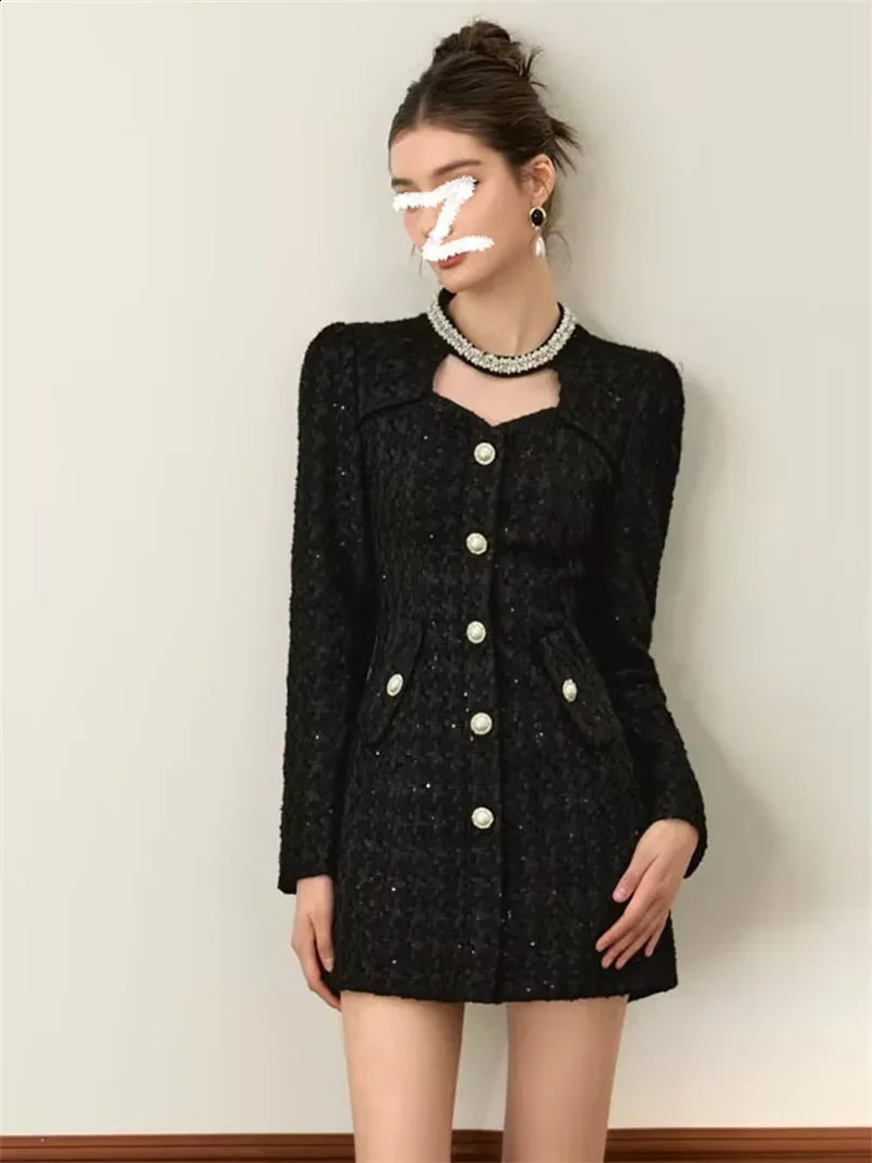 High Quality Arrival Fashion Women Fall Winter Long Sleeve Embroidered Flares Pearls Button Sequins Tweed Black Dress 240824