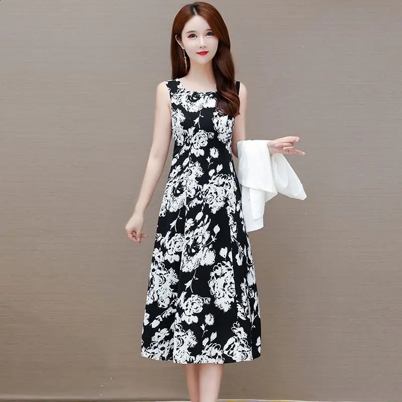 Spring and Summer Womens Dress Set Korean Version Small Suit Print Tank Top Skirt Fashion Two Piece Set 240823