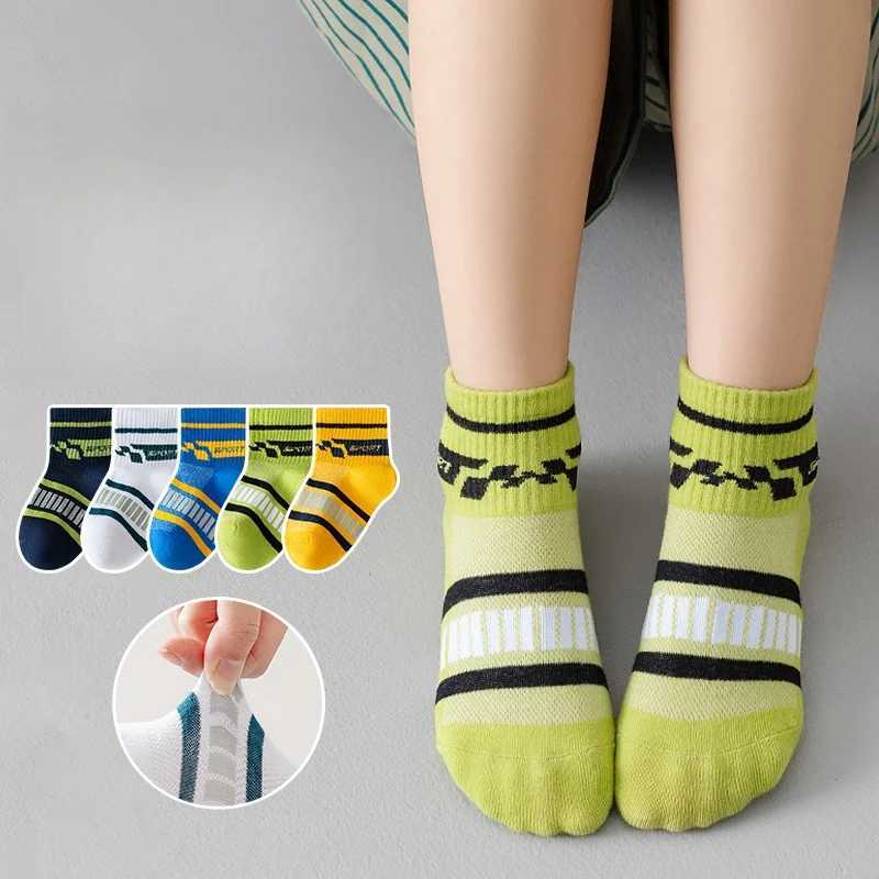10 pairs of kidsrens socks summer thin mesh socks boys socks girls mid-calf socks breathable sweat-absorbent cotton socks CL240824