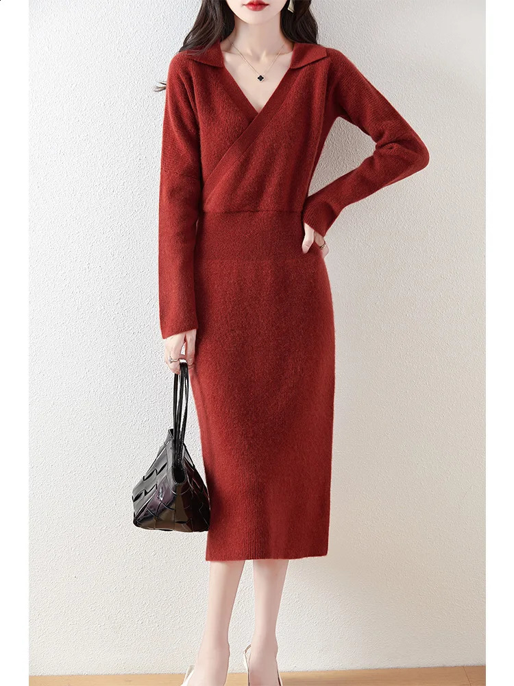 Womens Pure Wool Knitted Long Dress Waist Lapels Loose Elegant Casual Fashionable Sweater Autumn/Winter 240824