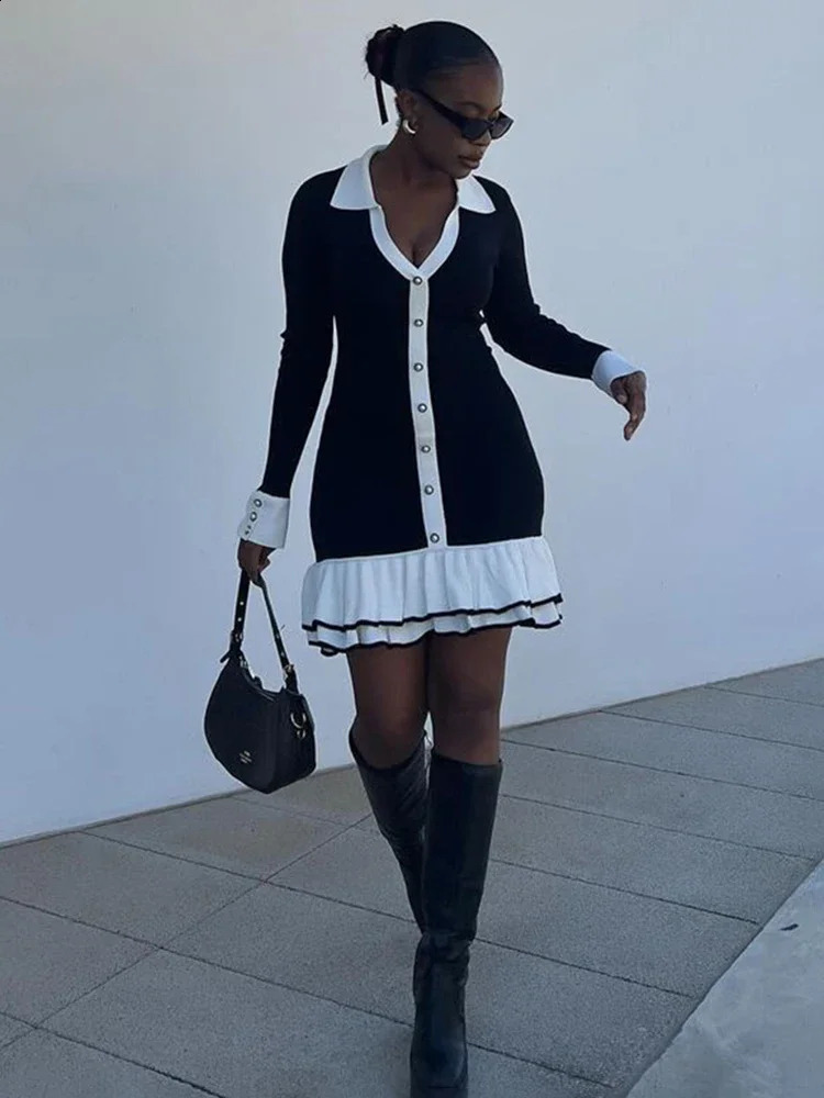 Taruxy Back Hollow Bow Lace Ruffle Knitted Dress Suitable for Womens Elegant Long Sleeve Pearl Buckle Splicing High Waist Mini Dress 240824
