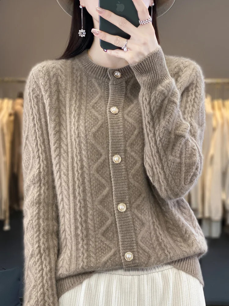 Autumn Winter Thick Sweater For Women 100% Merino Wool Cardigan O-Neck Long Sleeve Twist Flower Warm Cashmere Knitwear Tops 240824