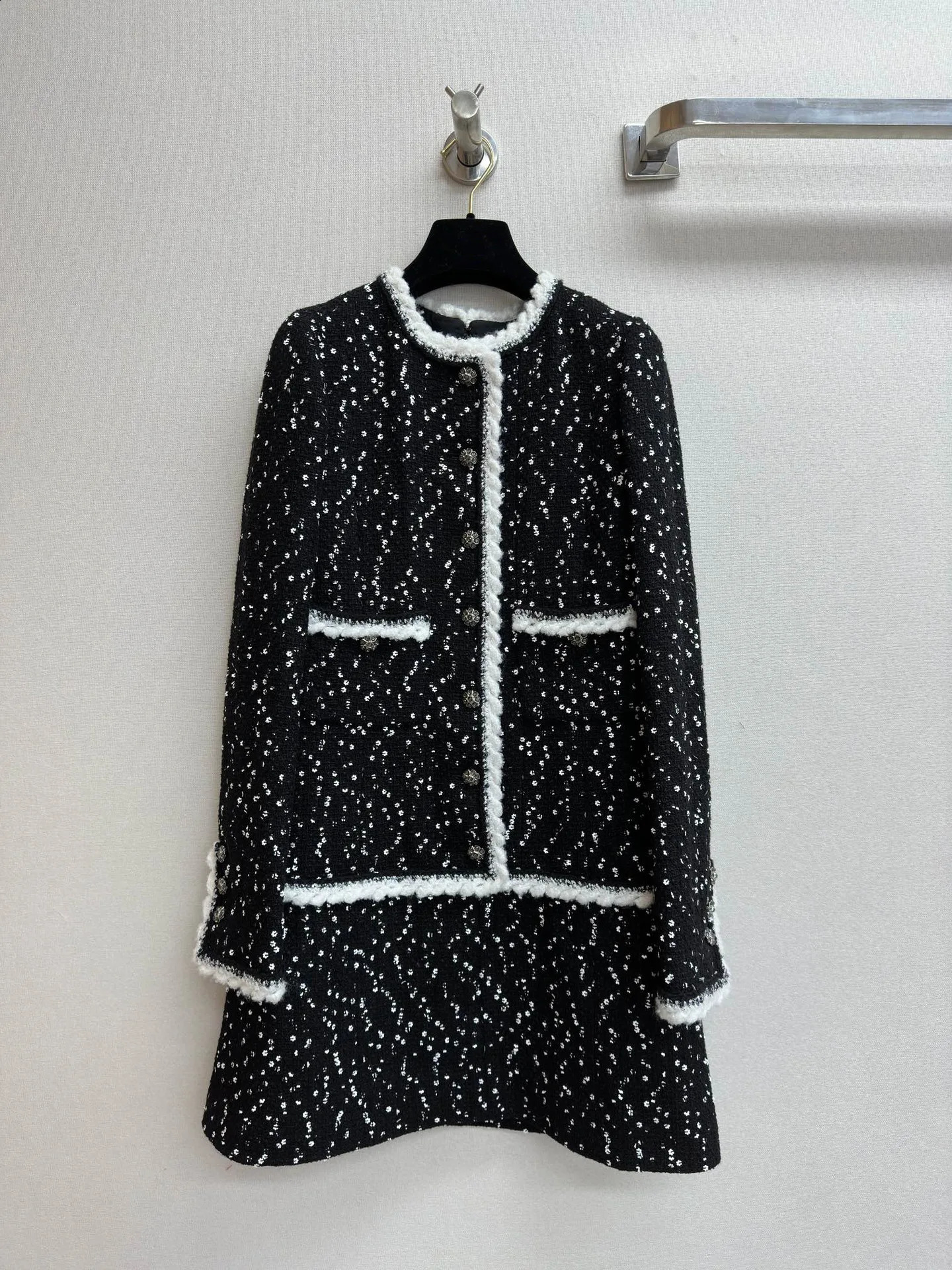 Autumn Fashion Womens High Quality Elegant Black Sequins Long-sleeves Tweed Dress F292 240824