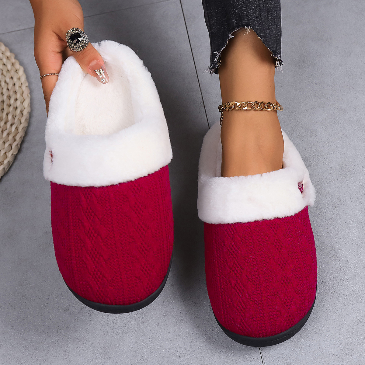 Fashion slippers men women knitted wool and fluffy slipper for couples simple and comfortable home thick-soled warm cotton slippers winter non-slip