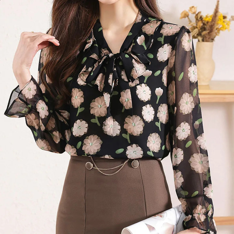 Chiffon polka dot thin shirt summer long sleeved printed full matching pleated elegant top temperature retro womens clothing 240823