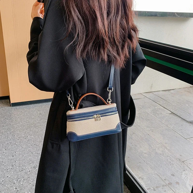 Fashionable solid interior company cross body bag splicing 2024 hot selling womens indoor zipper pocket womens handbag 240824