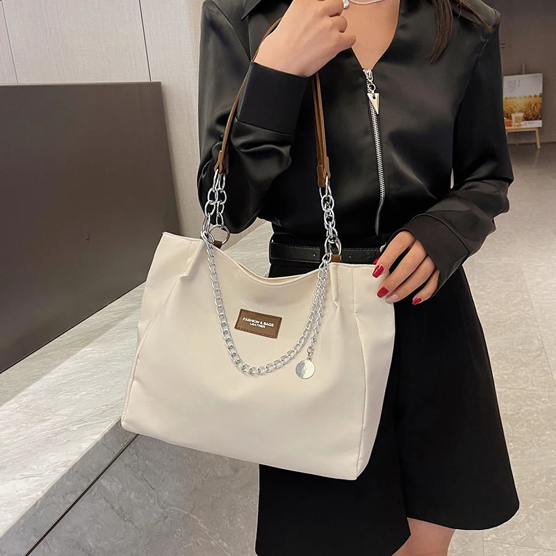 Nylon Solid Color Large Capacity Tote Bag Fashion Chain One Shoulder Womens Minimalist 240823