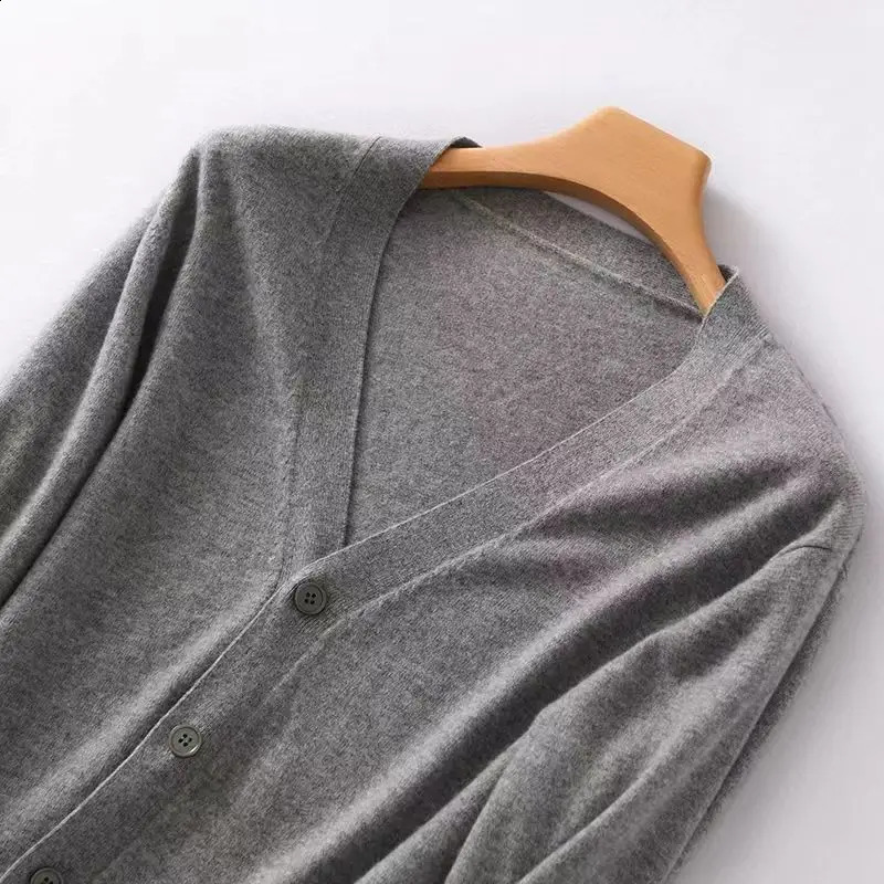 Cashmere cotton blend mens cardigan autumnwinter Vneck single chest business casual knitted 240824
