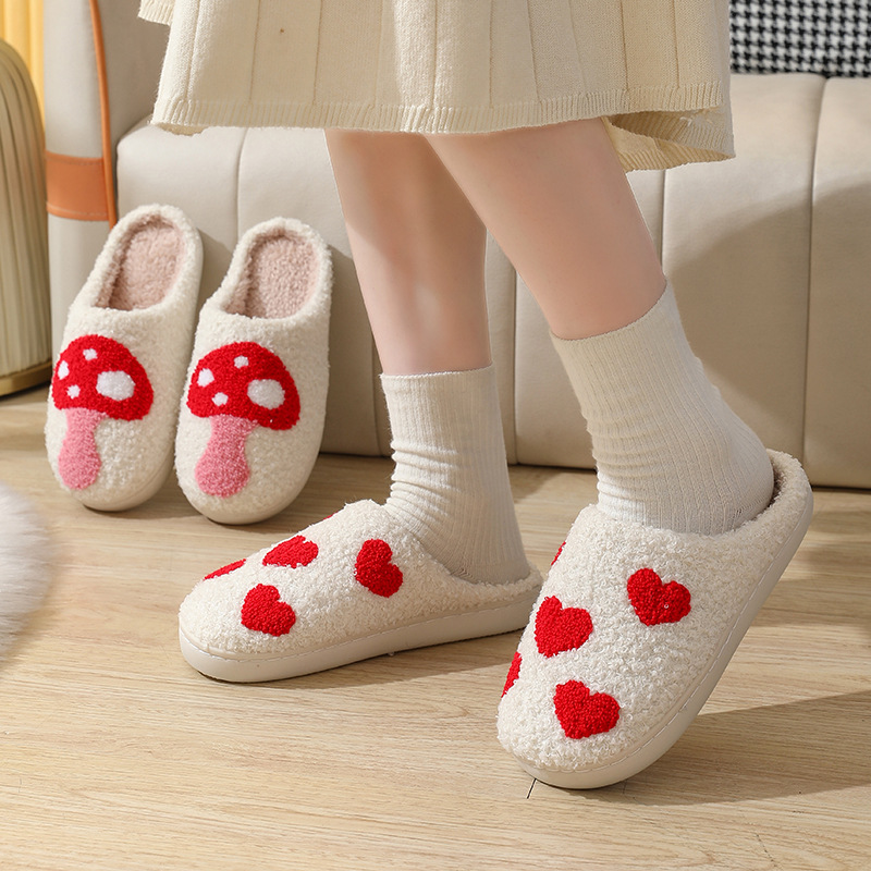Designer Fashion Cartoon Pattern Slippers Women Plush Winter Comfortable Warm Flat Slipper Smiley Face Christmas Halloween Skull Ladies Classic Slippe