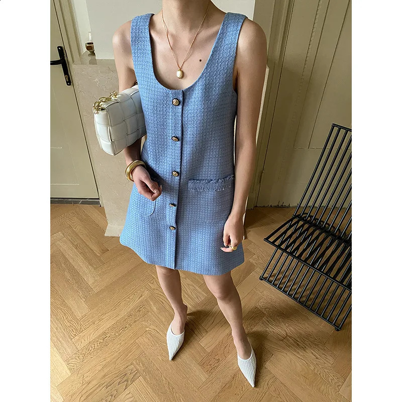 French Aristocratic Temperament Tweed Tassel Simple Coat Sleeveless Dress Korea Elegant Casual Loose Two Piece Set for Women 240823