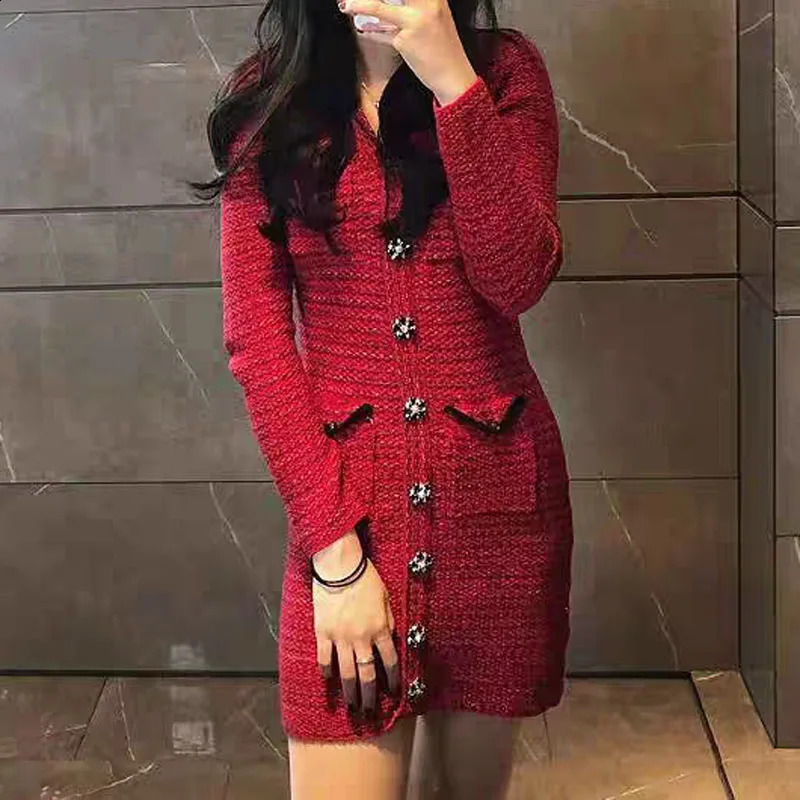 Elegant Lady Red Tweed Dress Vintage Four Pocket Long Sleeve Knit Dress Spring Casual High Waist Woolen Vestidos for Women 240824