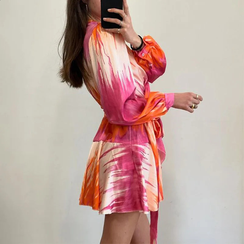 Fashion Pattern Printed Waist A-line Dress Autumn Womens V Neck Long Sleeved Party Dress Casual Ruffle Lace Up Mini Dresses 240813