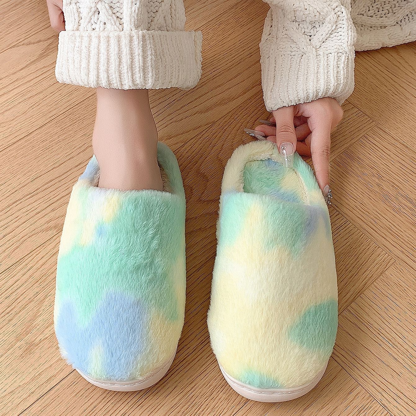 Fashion slippers designer indoor tie-dye soft-soled slippers Colorful with soft soles for home warm wooden floor non-slip comfortable plush fur slippe