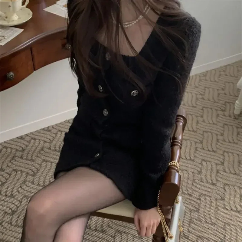 Retro High Quality Elegant Tweed Dress Women Square Collar Long Sleeve Buttons Pocket Mini Party Dresses Korean Fashion Vestidos 240824