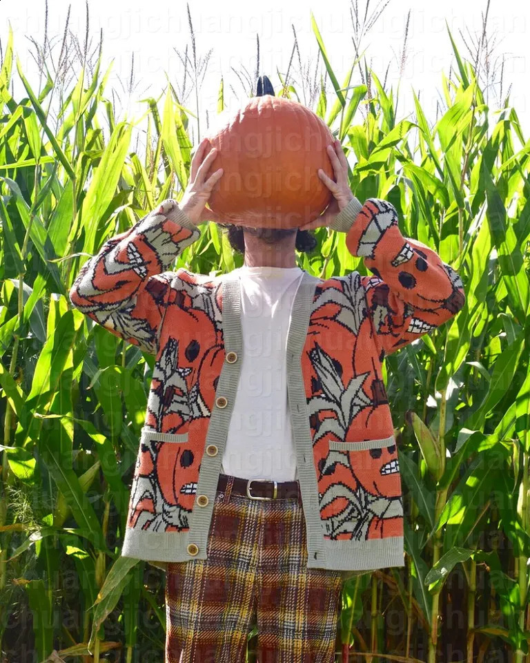 Harajuku V Neck Knitwear Halloween Fun Little Pumpkin Pattern Men Clothing Pullovers Sweaters Creative Stripe Knitted 240824