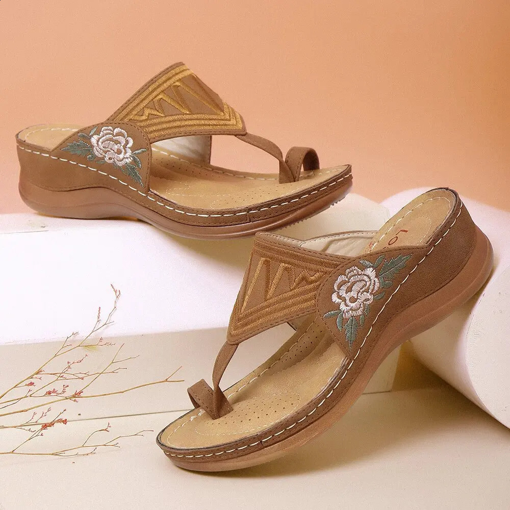 Summer Womens Wedge Sandals Advanced Orthopedic Open Toe Sandals Retro Anti slip Leather Casual Womens Platform Retro Shoes 240823