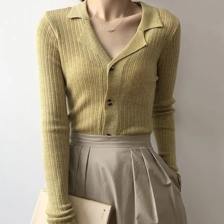 Autumn Winter Simplicity Turn-down Collar Cardigan Women Clothing Fashionable Buttons Solid Color Knitting Top Tee Ladies Tops 240824