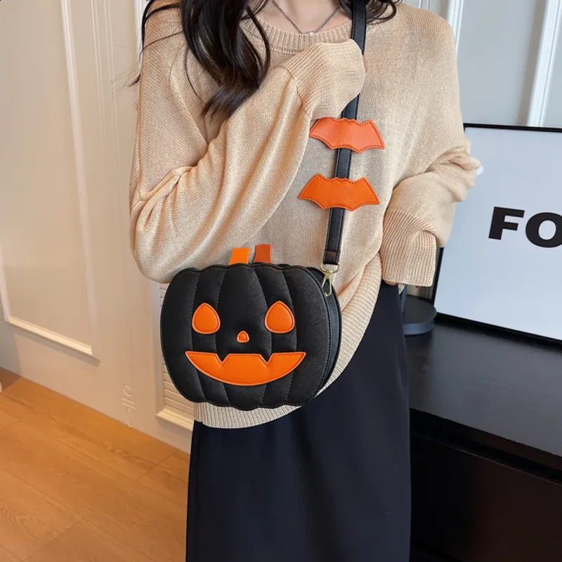 Pumpkin Christmas Shoulder Bag Womens Retro Personalized Cartoon Slant Shoulder Bag Versatile Halloween Fun Pumpkin Bag 240824