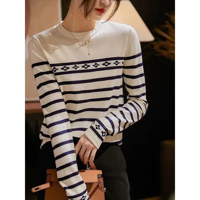 Womens Clothing Korean Fashion Striped Long Sleeve All Match Knitwear Spring Autumn Casual O Neck Loose Basic Tops Chic Jumpers 240824