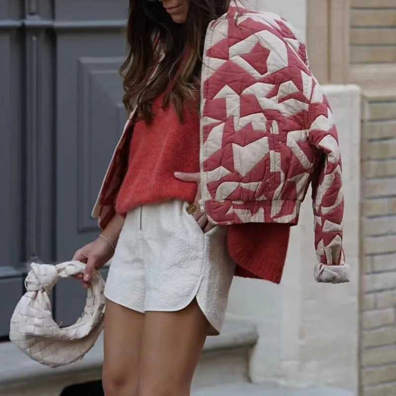 Women's Jackets 2024 Autumn/Winter Y2K Bedding Cotton Coat Vintage Printed Warm Womens Thin Park New Womens Short Top Y240824N9L0