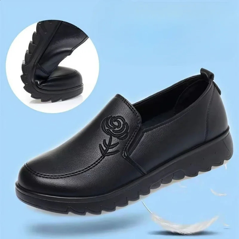 spring soft sole soft cushion black leather shoes anti slip casual shoes womens comfortable work shoes flat sports shoes 240823