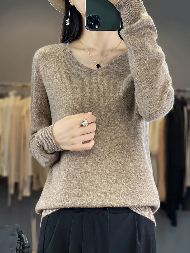 Fashion 100% Merino Wool Sweater Basic Cashmere Women Knitwear Pullover V-Neck Long Sleeve Autumn Winter Clothing Tops 240824