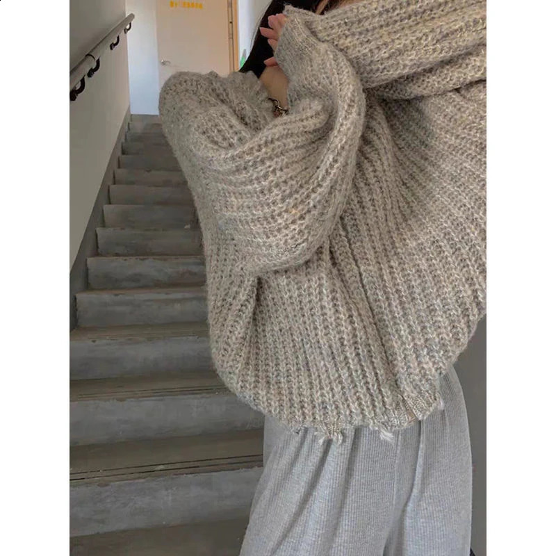 Streetwear Hooded Knitted Cardigan Women Y2K Cropped Ripped Sweater Korean Oversized Knitwear Harajuku Zipper Jumpers Coat Tops 240824