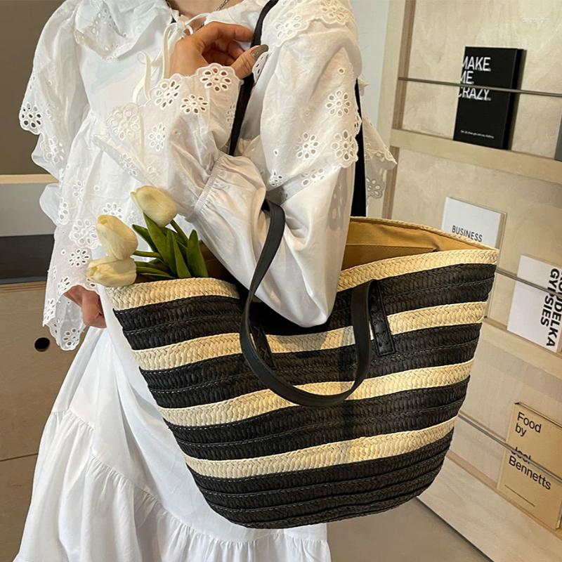 2025 NEW Shoulder Bags Women's Hand-Woven Bag Striped Woven Travel Handbags Summer Ladies Straw Weaving Tote Large Capacity Beach zhanyishengli