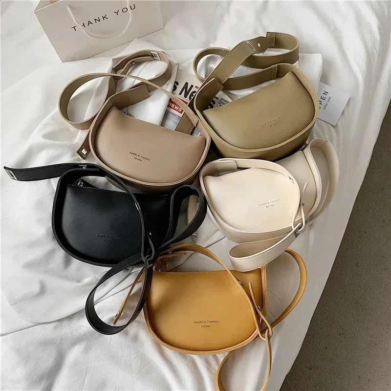 Adjustable Wide Strap Girls Purses And Handbags For Women Semicircle Saddle Shoulder Crossbody Bags 240824