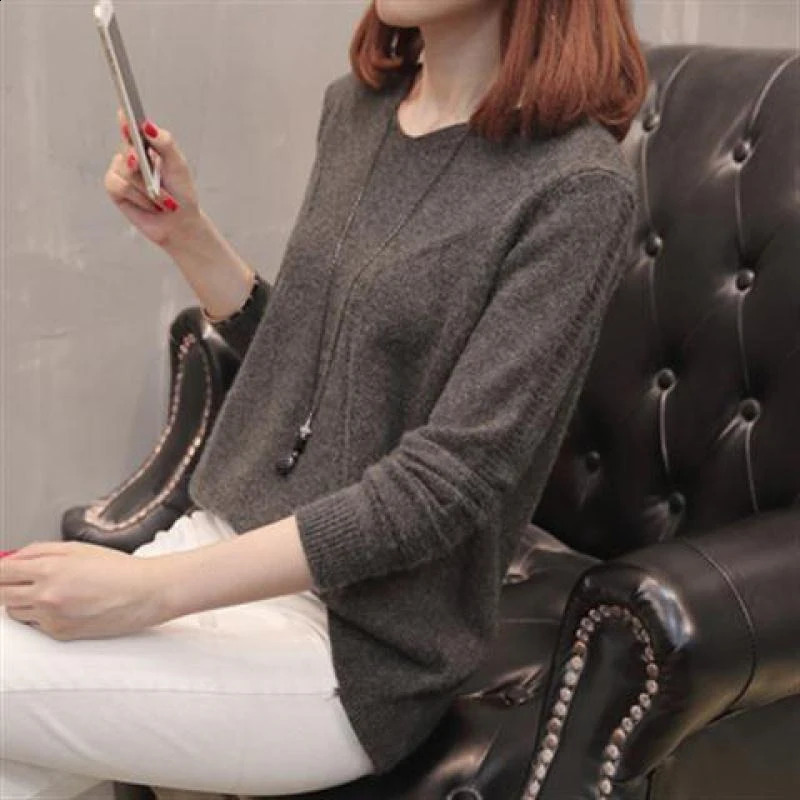 Autumn Winter Casual V-neck Solid Button Basic Knitted Sweater Women Korean Style Long Sleeve Loose Pullover Top Female Clothing 240824