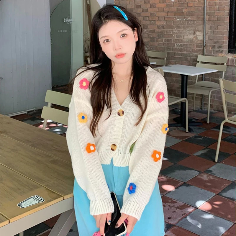 Sweet Applique Floral Women Cardigan Korean Kawaii Knitted Long Sleeve Female Sweat Sweater V Neck Ladies Casual tops 240824