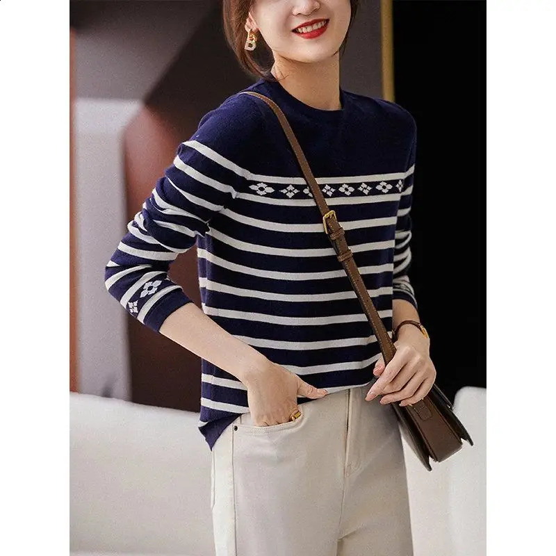 Womens Clothing Korean Fashion Striped Long Sleeve All Match Knitwear Spring Autumn Casual O Neck Loose Basic Tops Chic Jumpers 240824