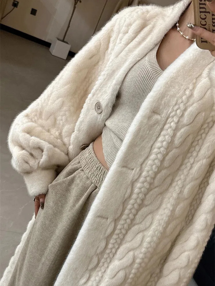 Winter Warm Artificial Mink Long Coat Womens South Korean Thick Cotton Pad Lined Jacket Single Chest Loose Rabbit Plus Abrigos 240824