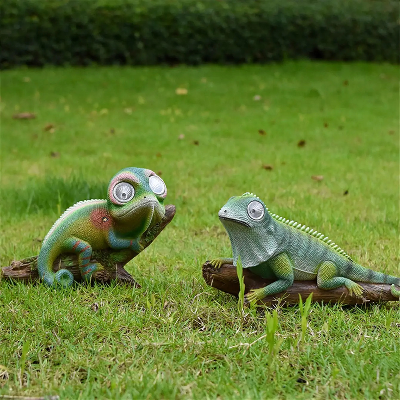 Solar Statue Resin Lizard Chameleon Garden Decorations Outdoor Waterproof Animal Figurine For Yard Patio Lawn Balcony Ornaments 240824
