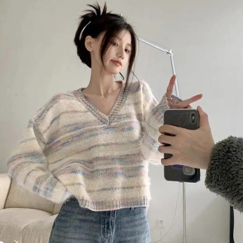 Fashion Rainbow Stripe V Neck Sweater Women Autumn Winter Loose Cropped Sweaters Woman Korean Style Long Sleeve Knitwear Female 240824