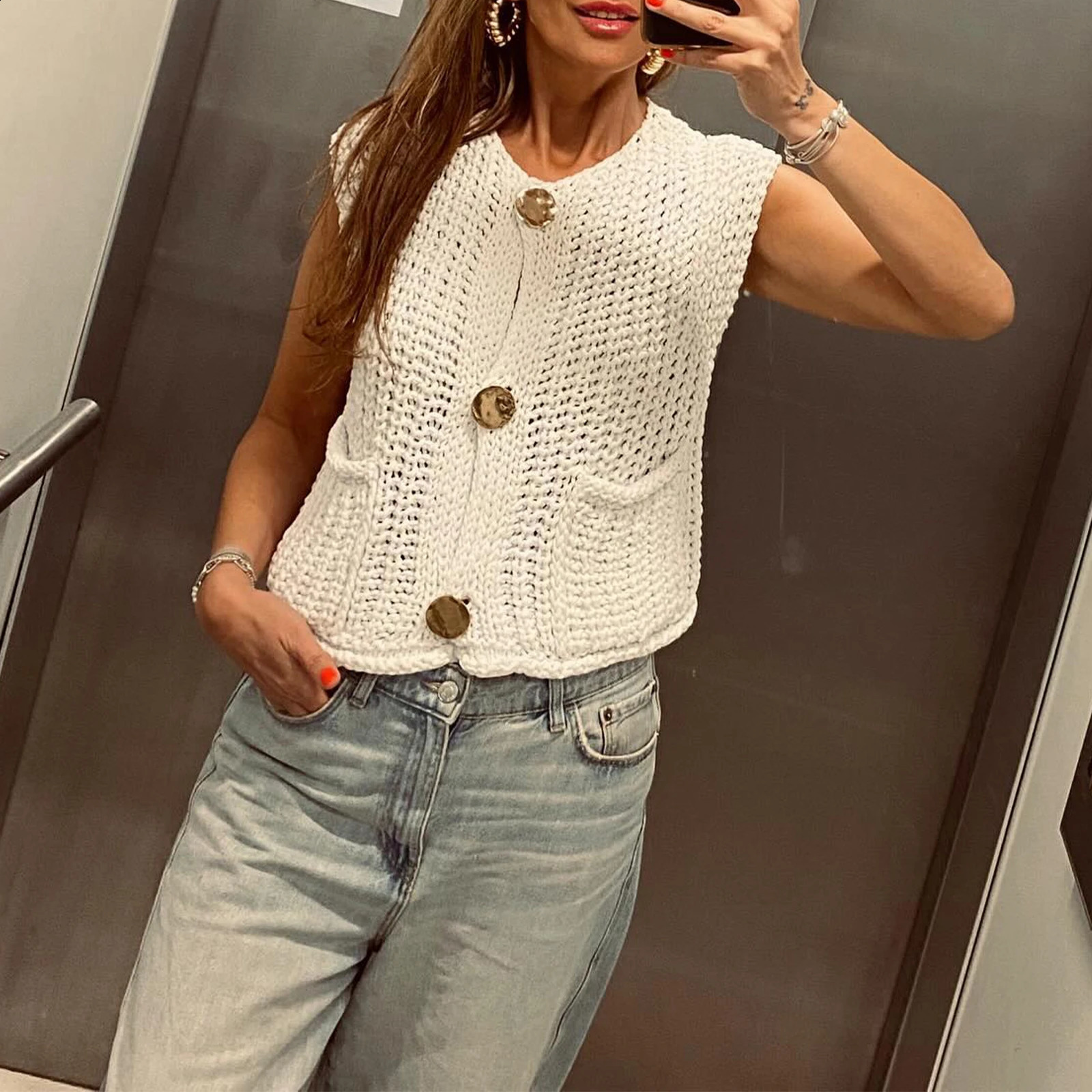 Womes Knitted Sweater Cardigans Solid Color Sleeveless Buttons Front V-Neck Knit Vest for Streetwear Casual Loose Knitwear 240824