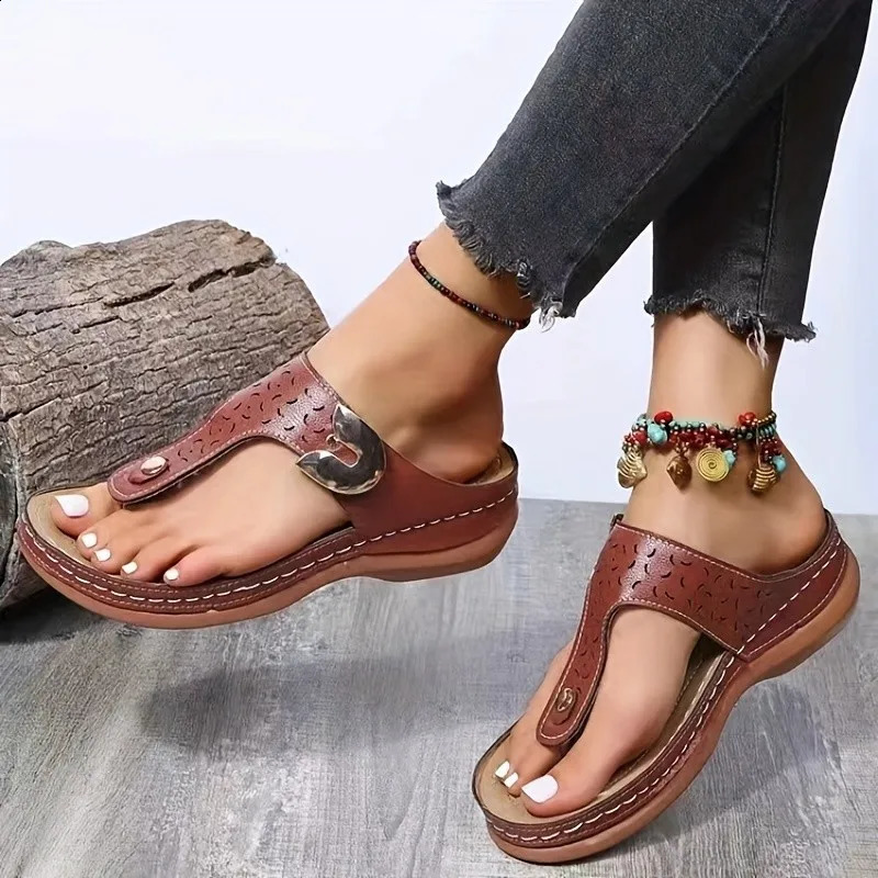 2024 Summer Womens Wedge Sandals Advanced Orthodontic Open toe Sandals Retro Anti slip Leather Casual Womens Platform Retro Shoes 240823 ww