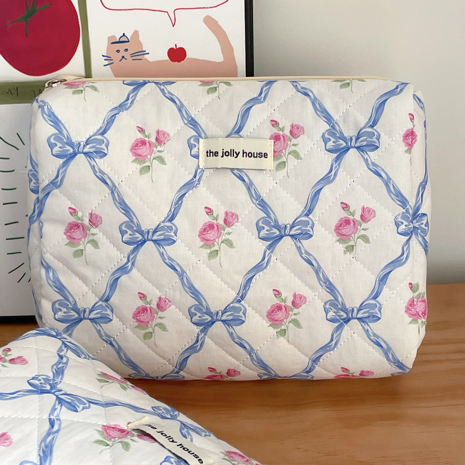 Women Flower Design Makeup Bag Large-capacity Toiletry Bag Quilted Storage Bag Portable Soft Free shipping