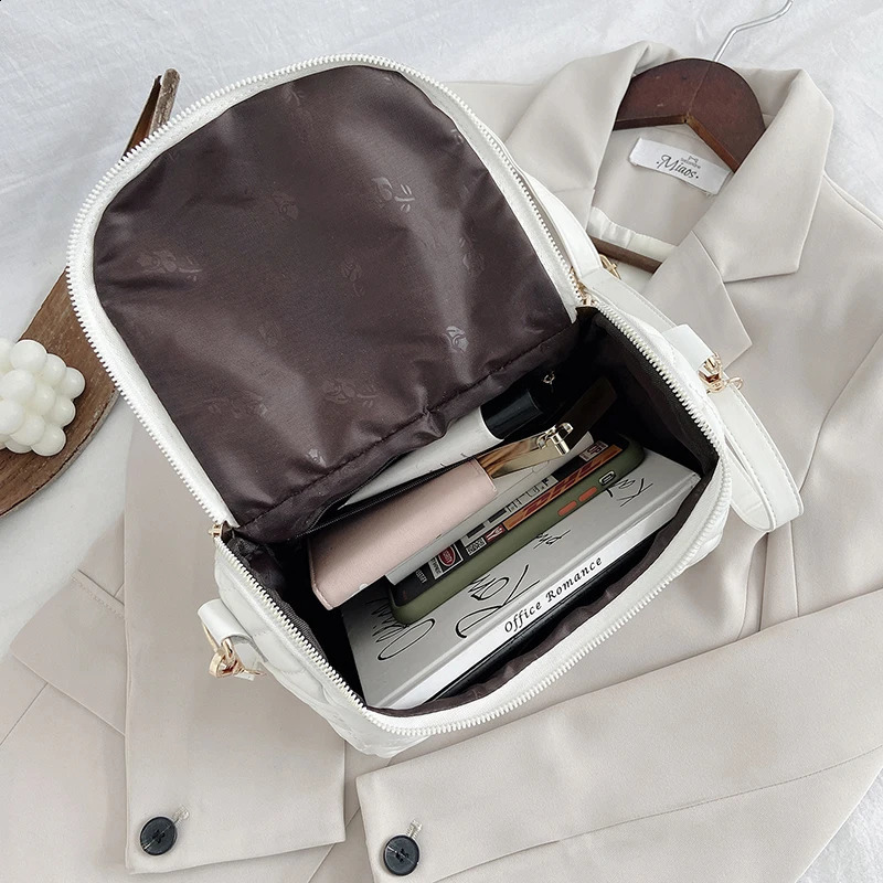White Balck Crossbody Bags for Women Soft PU Leather er Handbag Casual Bucket Bag Ladies Purses and Handbags 240824