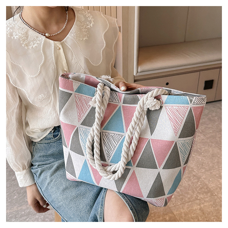 Women Bag New Canvas Bag Trendy Ethnic Style Ladies Large Fashion Print Shoulder Bag Versatile Free shipping