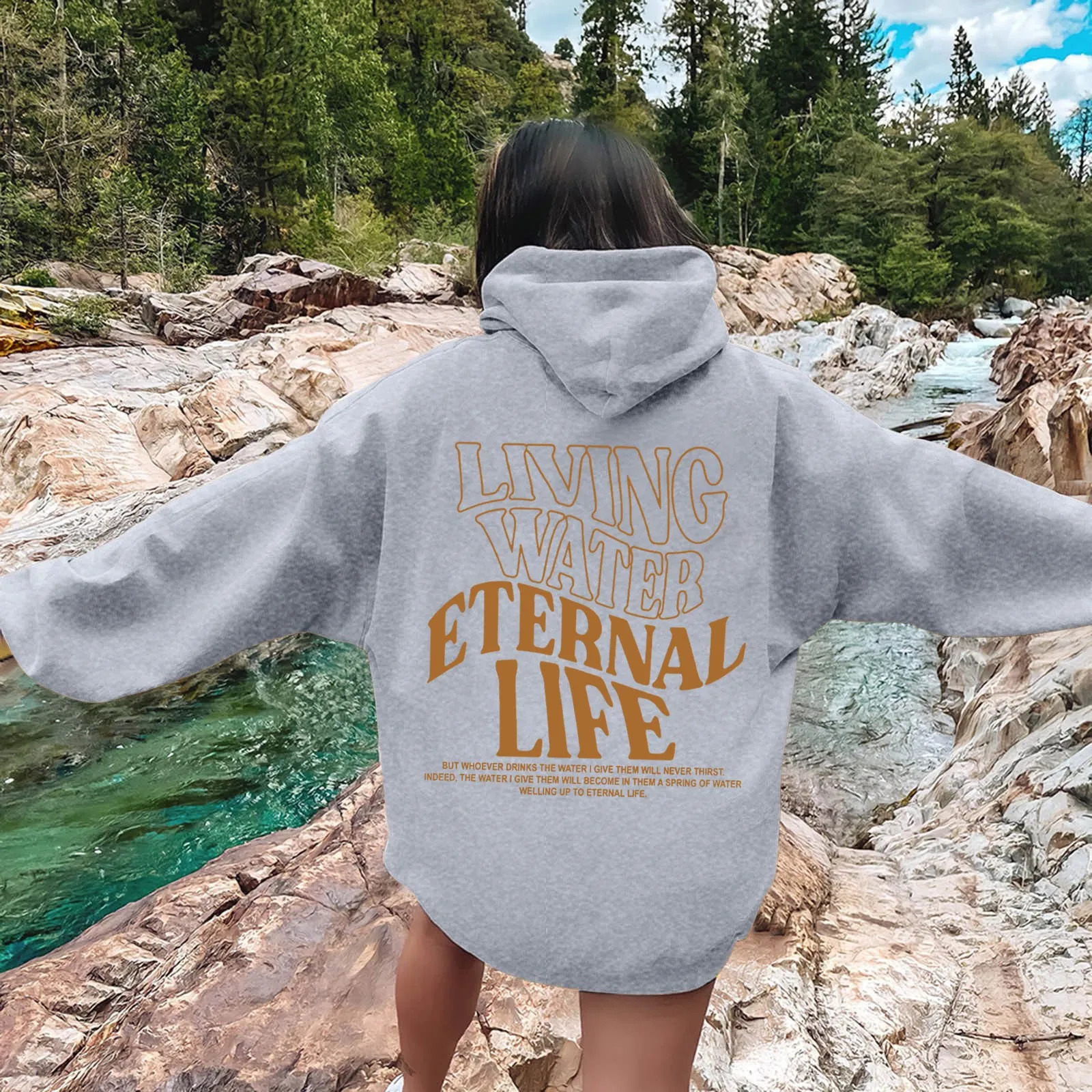 Womens Sweatshirt Harajuku Hooded Sweatshirt Fashion Streetwear Oversize Pullover Sweatshirt Autumn Long Sleeved Hoodies 240824