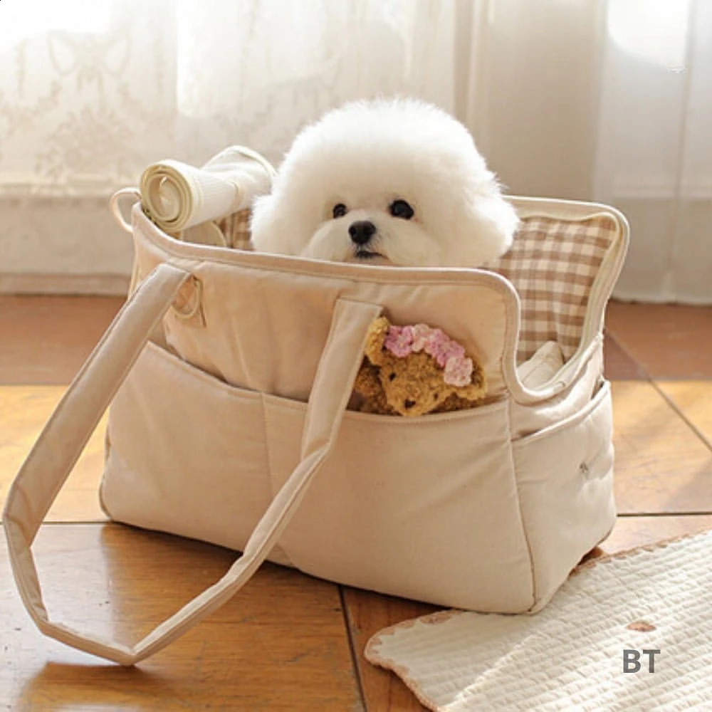 Fashionable Outdoor Portable Cat Bag Portable Dog Bag Cross-body Pet Shoulder Bag Breathable Cat Nest Transporte Foldable Pet 240824