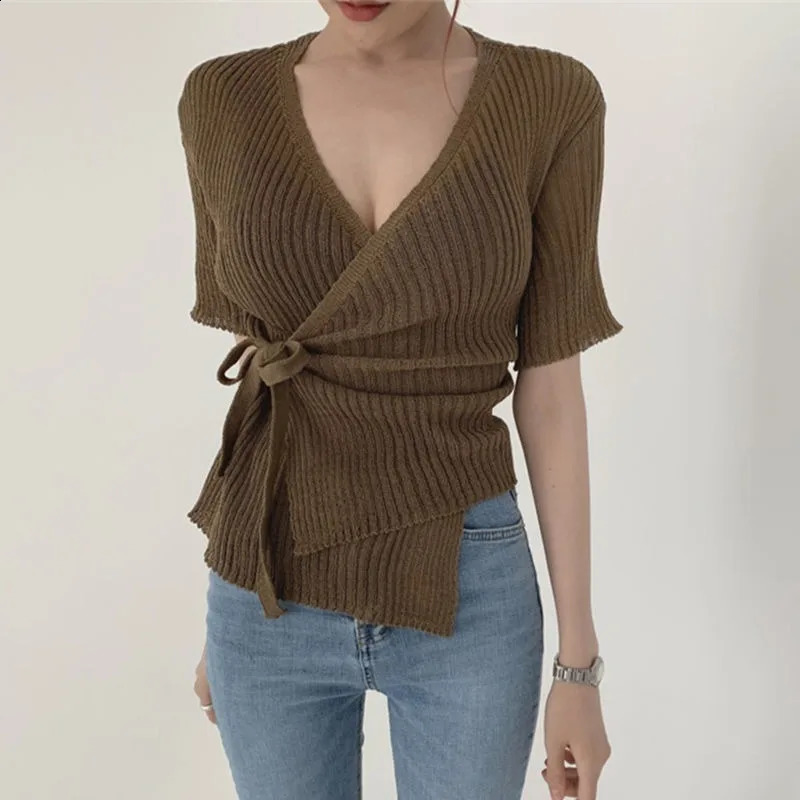 Deeptown Short Sleeve Criss Cross Womens Knit Cardigan V Neck Basis Knitwear Summer Korean Fashion Elegant Sweater Old Money 240824