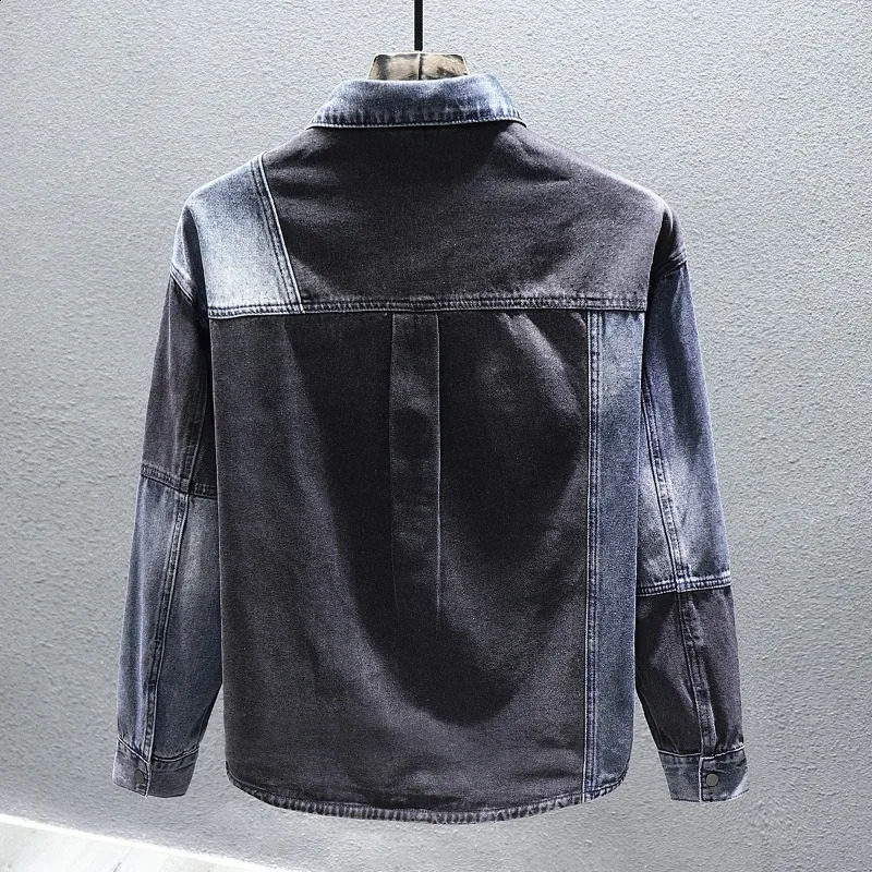 Retro patchwork mens fashionable denim jacket colorful contrasting pockets high street decals hiphop lapel clothing 240824