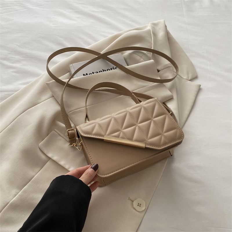 Women New Bags Simple Fashionable Casual Personality Versatile Solid Color Shoulder Crossbody Bag Free shipping