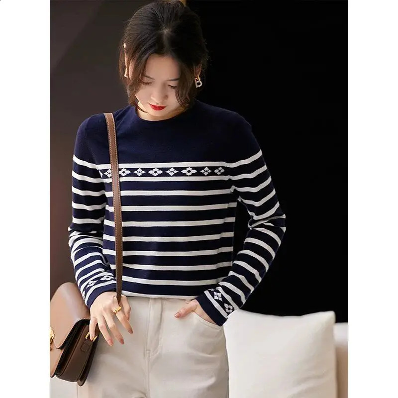 Womens Clothing Korean Fashion Striped Long Sleeve All Match Knitwear Spring Autumn Casual O Neck Loose Basic Tops Chic Jumpers 240824